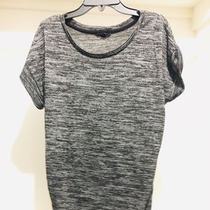 Round neck T-shirt